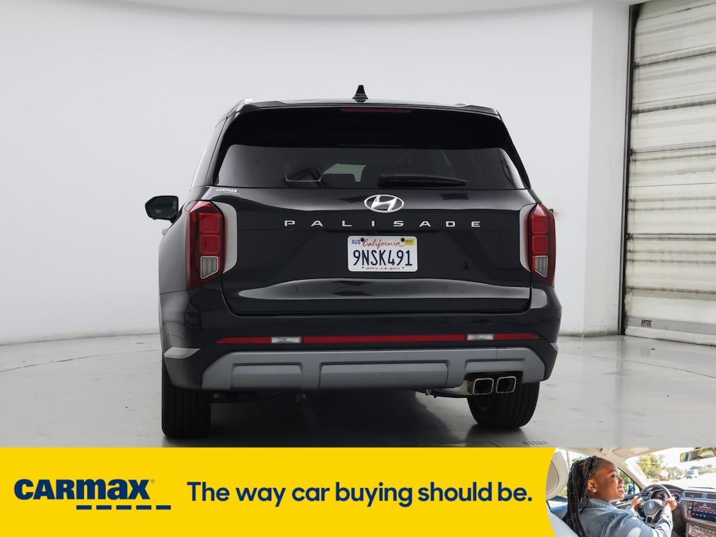 used 2024 Hyundai Palisade car, priced at $40,998