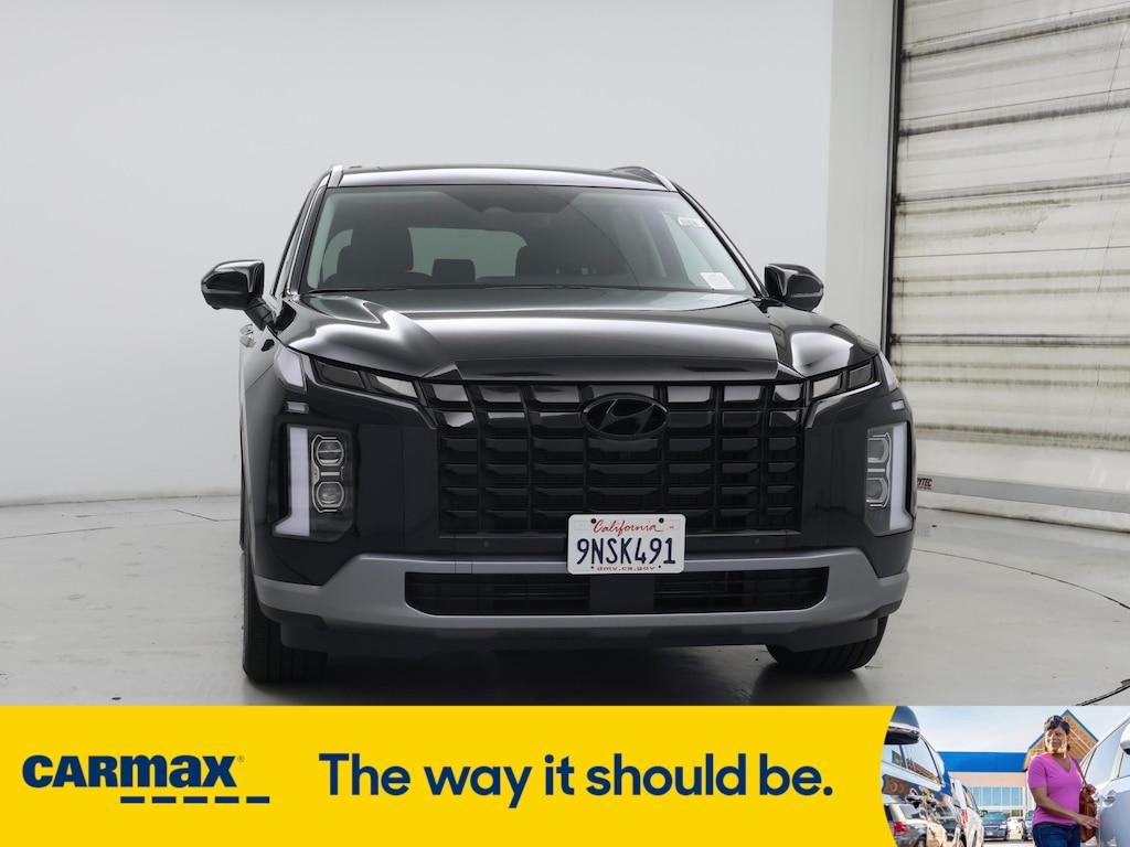 used 2024 Hyundai Palisade car, priced at $40,998