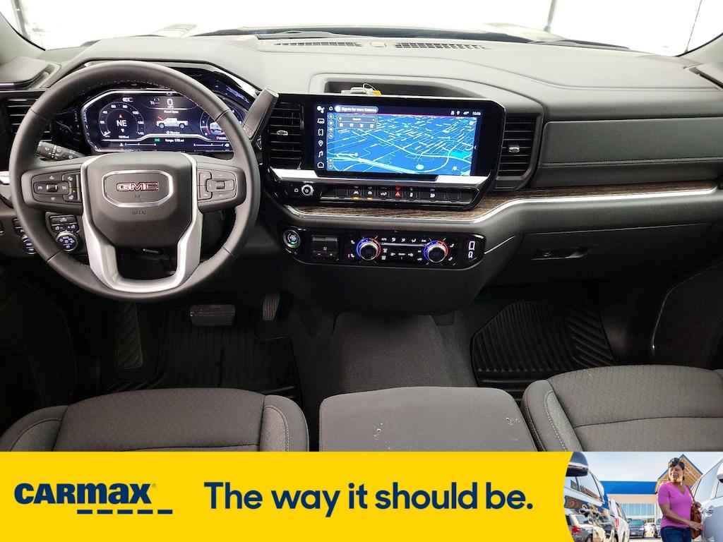 used 2025 GMC Sierra 1500 car, priced at $50,998