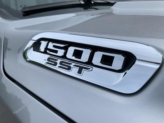 new 2025 Ram 1500 car, priced at $48,209