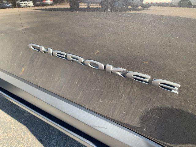 used 2021 Jeep Cherokee car, priced at $19,198