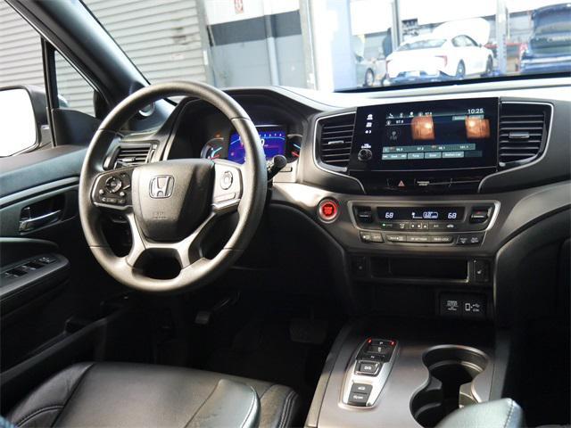 used 2022 Honda Pilot car, priced at $29,995