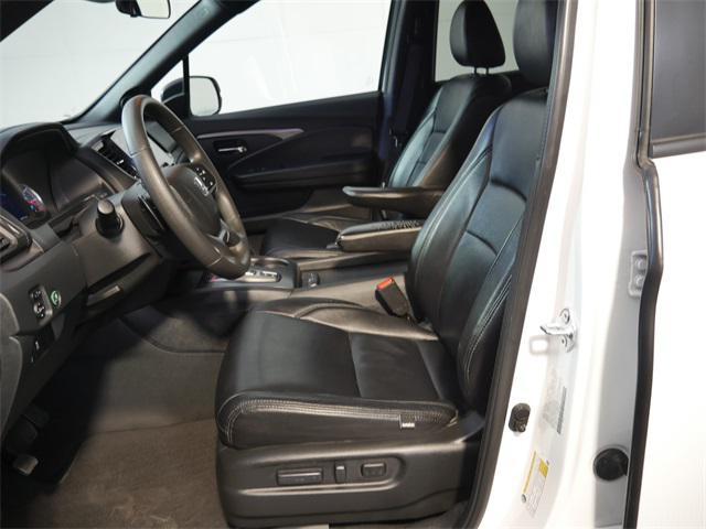 used 2022 Honda Pilot car, priced at $29,995