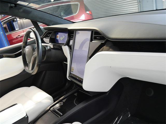 used 2021 Tesla Model X car, priced at $40,900