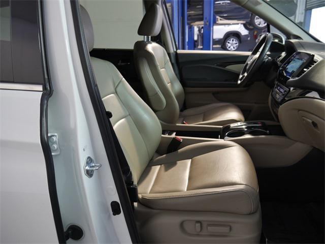 used 2022 Honda Pilot car, priced at $32,499