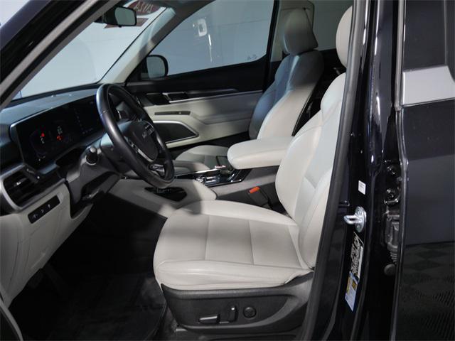 used 2024 Kia Telluride car, priced at $35,199