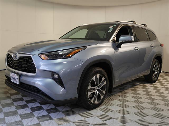 used 2022 Toyota Highlander Hybrid car, priced at $41,880