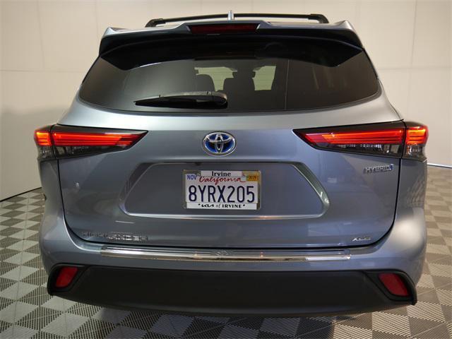 used 2022 Toyota Highlander Hybrid car, priced at $41,880