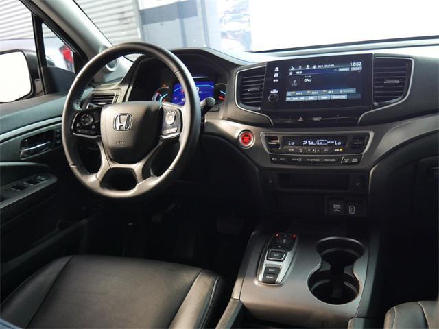 used 2022 Honda Pilot car, priced at $30,999