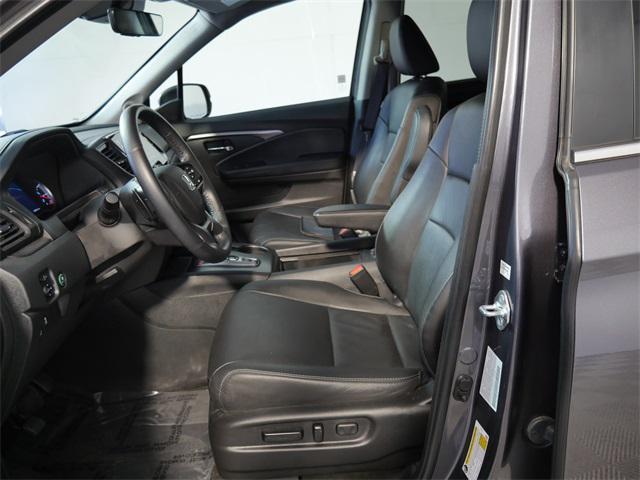 used 2022 Honda Pilot car, priced at $30,999