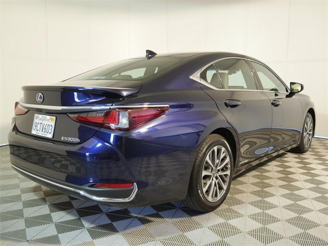 used 2022 Lexus ES 300h car, priced at $34,999