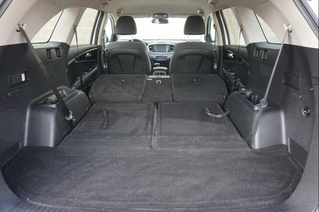 used 2019 Kia Sorento car, priced at $16,977