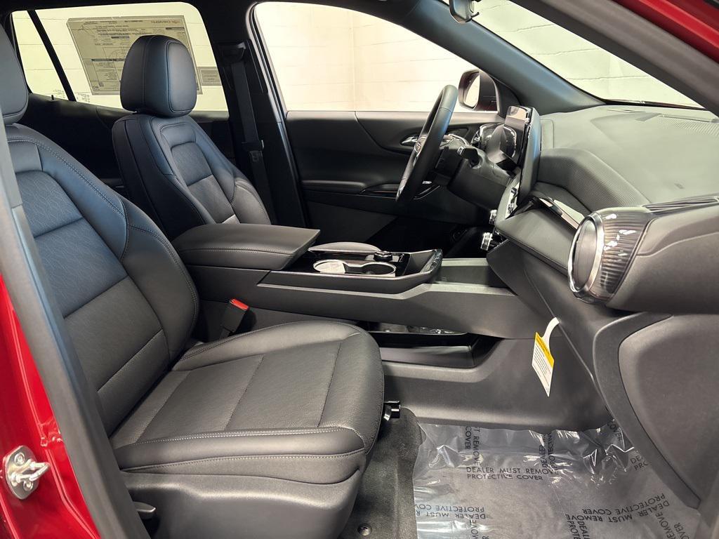 new 2026 Chevrolet Equinox car, priced at $33,935