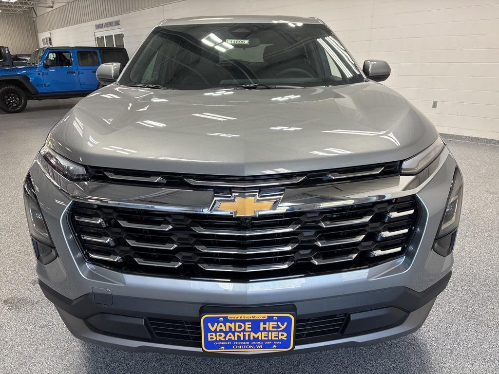 new 2026 Chevrolet Equinox car, priced at $32,795