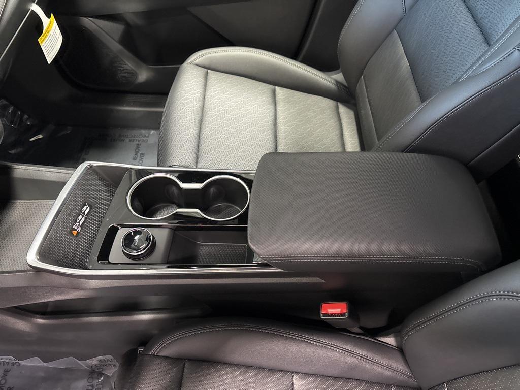 new 2026 Chevrolet Equinox car, priced at $34,545