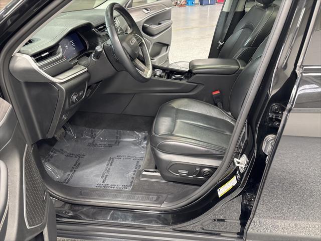used 2022 Jeep Grand Cherokee car, priced at $32,999