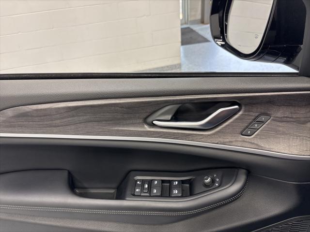 used 2024 Jeep Grand Cherokee car, priced at $38,449