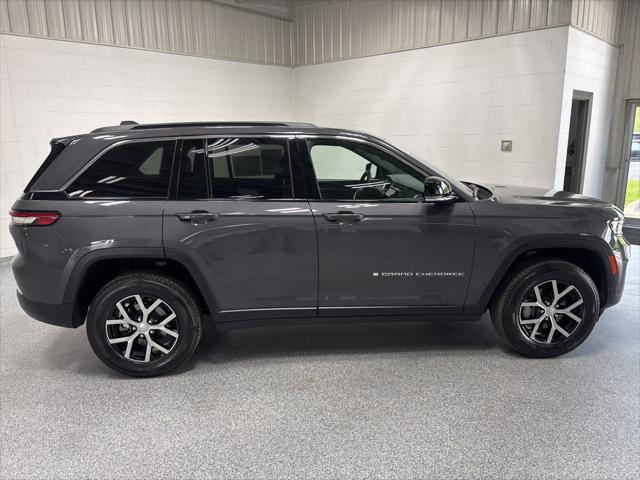 used 2024 Jeep Grand Cherokee car, priced at $38,449