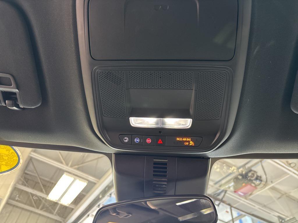 used 2025 Chevrolet Traverse car, priced at $36,991