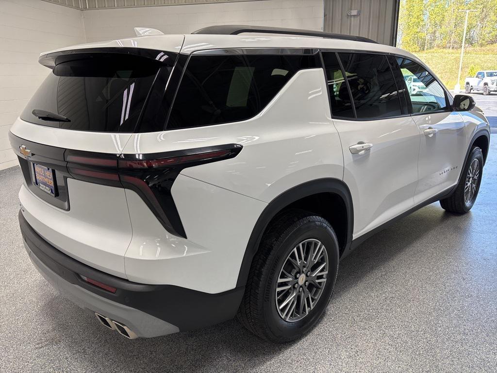 used 2025 Chevrolet Traverse car, priced at $36,991