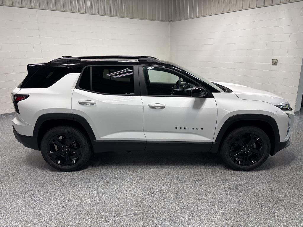 new 2026 Chevrolet Equinox car, priced at $31,985