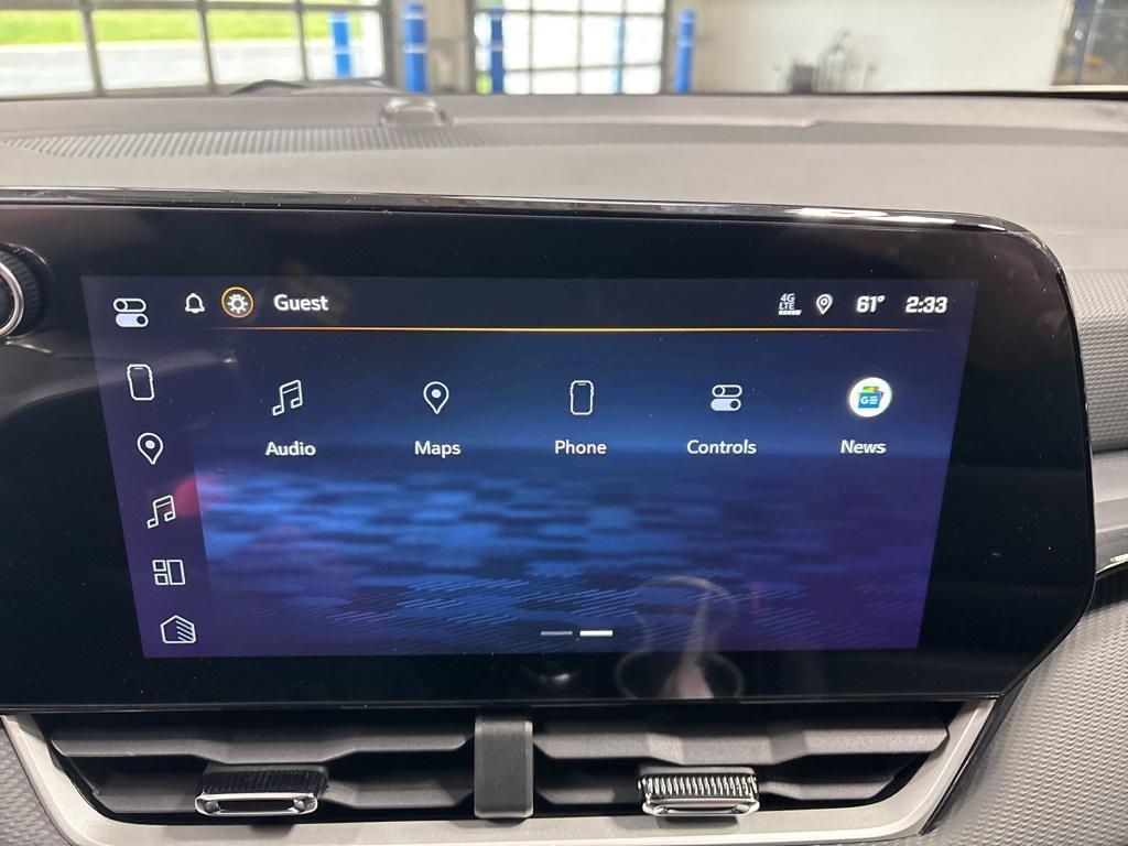 new 2026 Chevrolet Equinox car, priced at $31,985