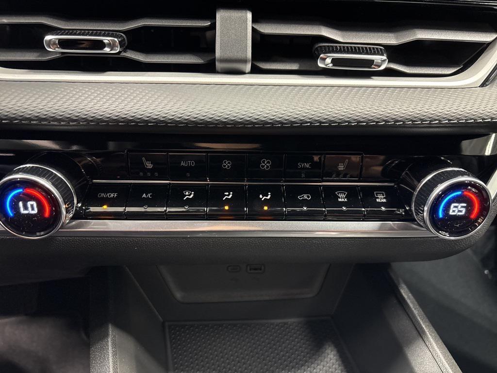 new 2026 Chevrolet Equinox car, priced at $31,985