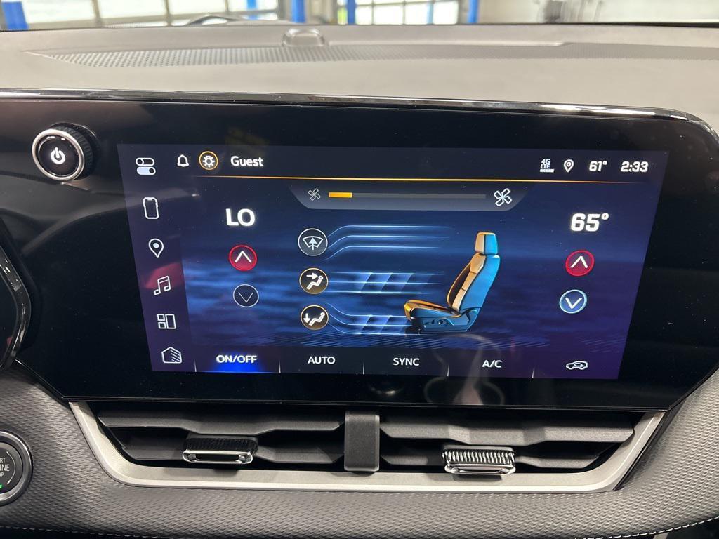 new 2026 Chevrolet Equinox car, priced at $31,985