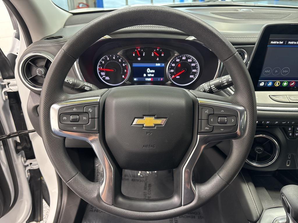 used 2024 Chevrolet Blazer car, priced at $29,991