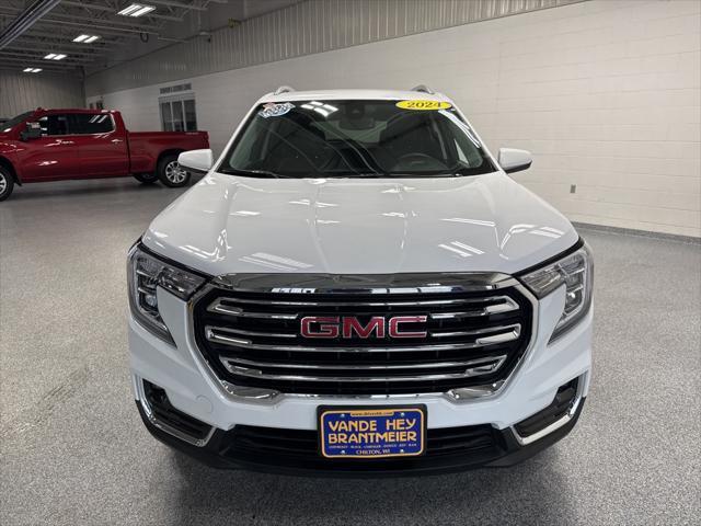 used 2024 GMC Terrain car, priced at $30,349