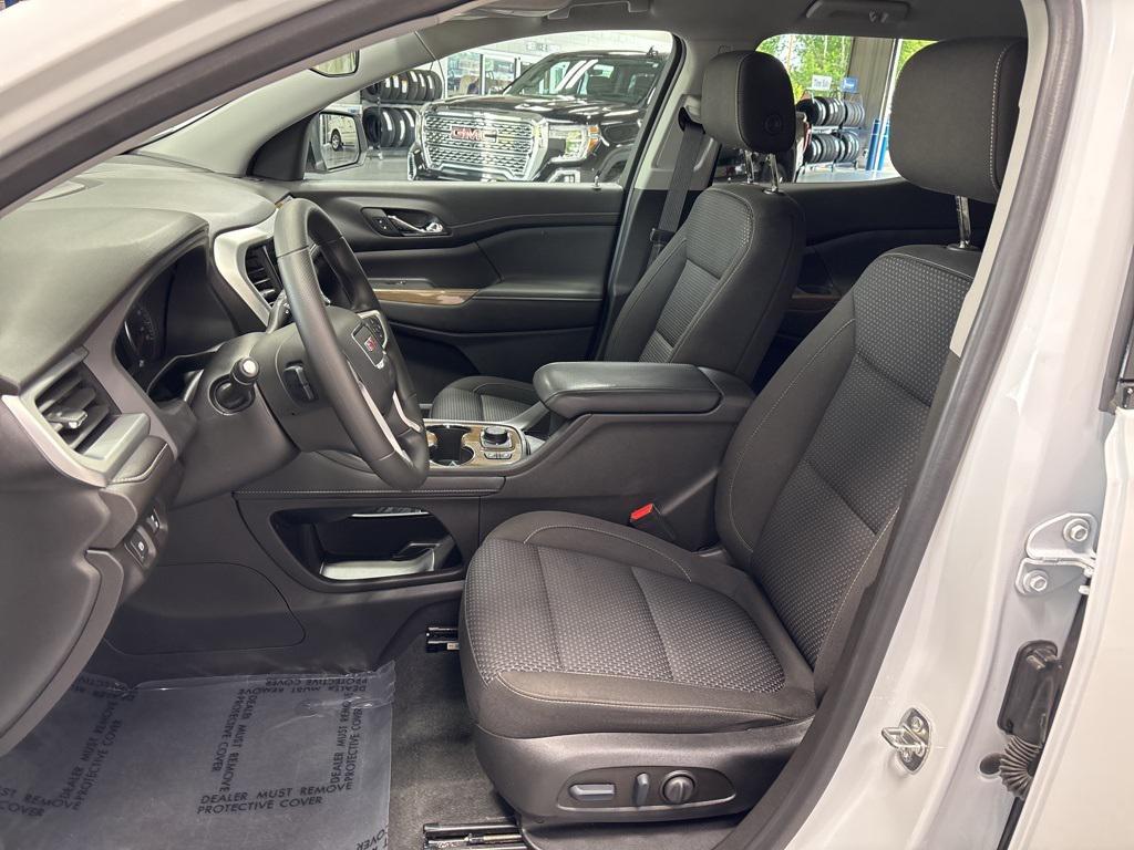 used 2023 GMC Acadia car, priced at $26,999