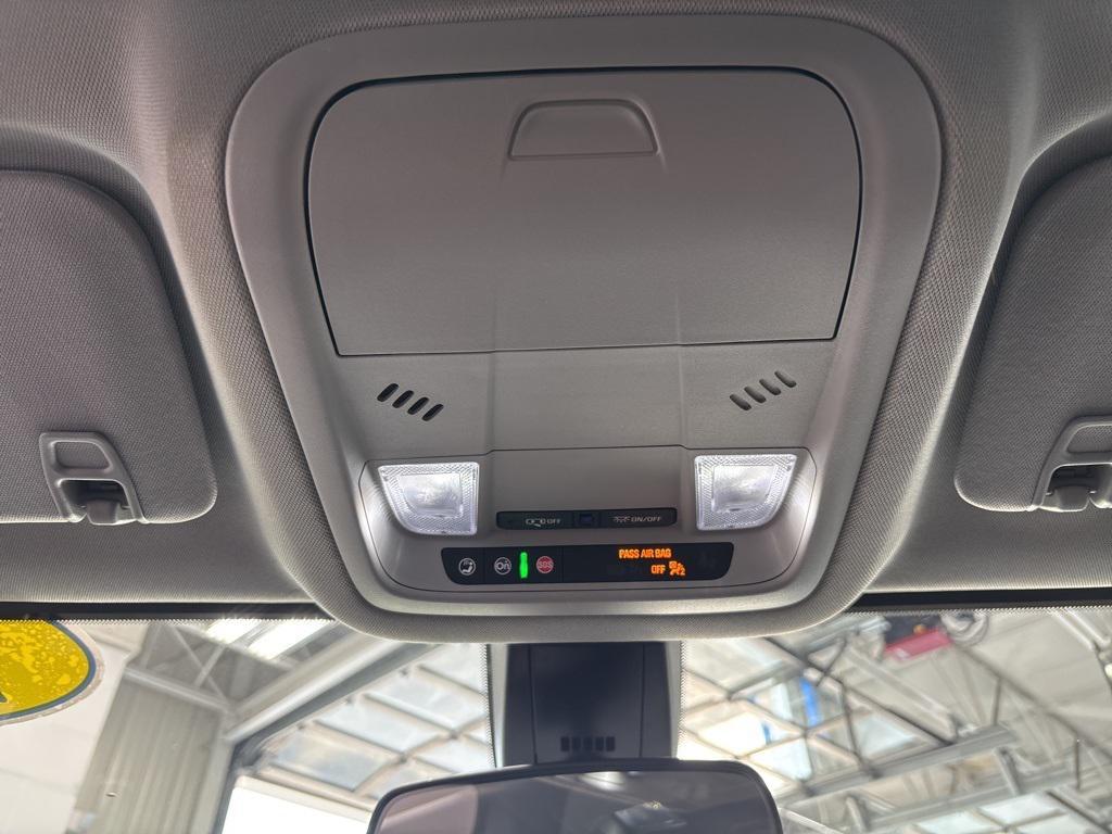 used 2023 GMC Acadia car, priced at $26,999