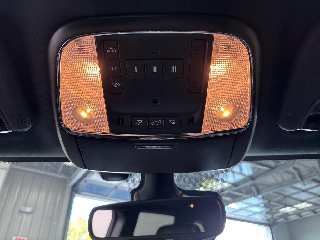 used 2021 Jeep Grand Cherokee car, priced at $24,991