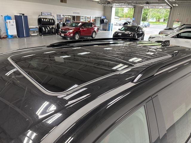 used 2024 Chevrolet Traverse car, priced at $51,999