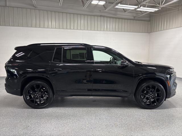 used 2024 Chevrolet Traverse car, priced at $51,999
