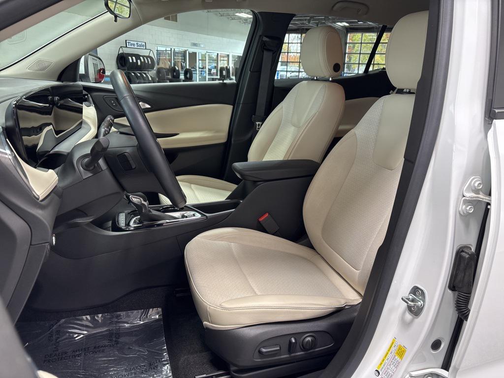 used 2024 Buick Encore GX car, priced at $23,999