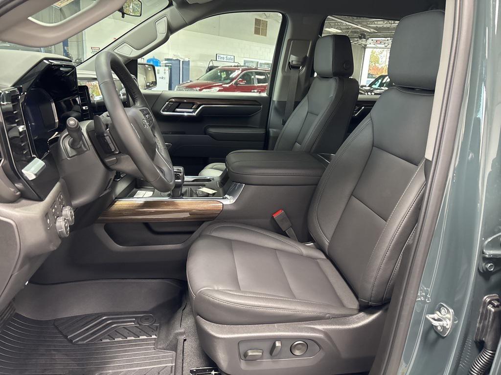 new 2026 Chevrolet Silverado 1500 car, priced at $61,525