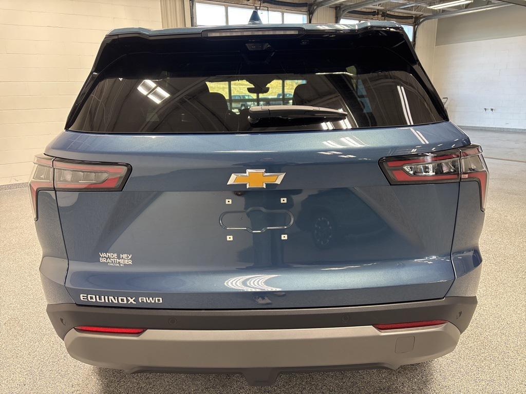 new 2026 Chevrolet Equinox car, priced at $34,470
