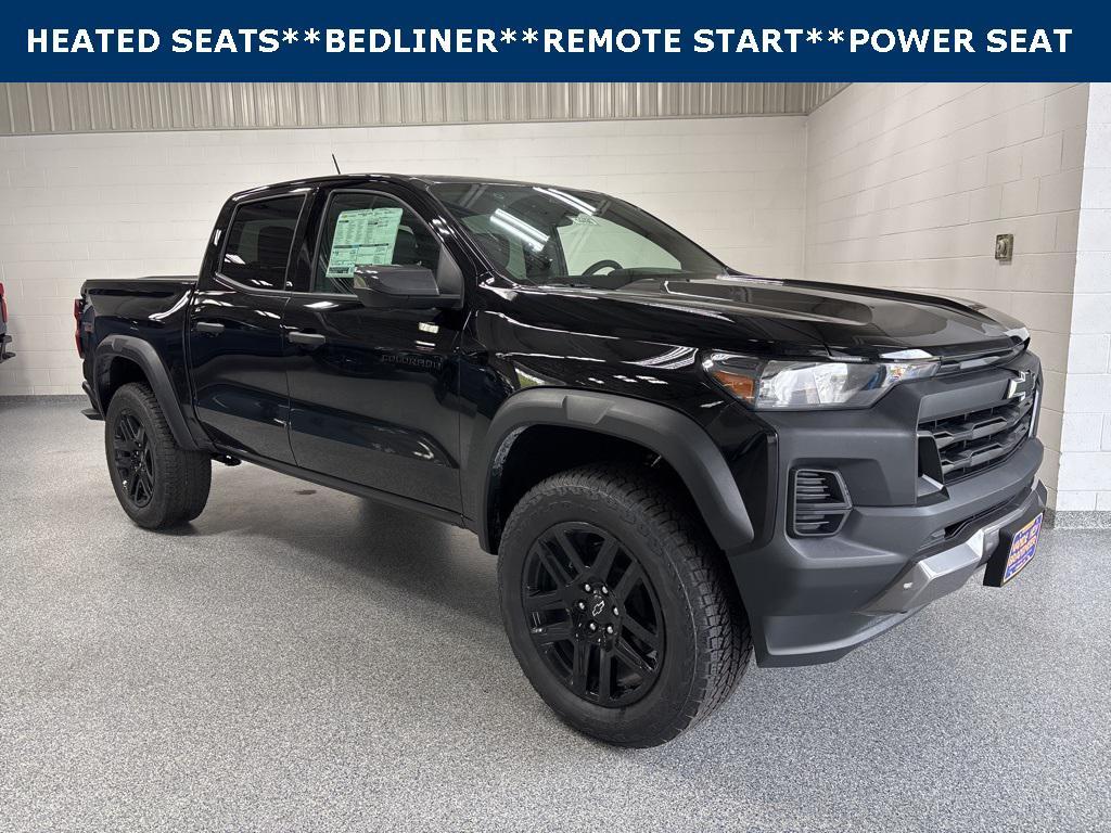 new 2025 Chevrolet Colorado car, priced at $41,990