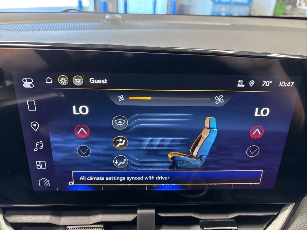 new 2026 Chevrolet Equinox car, priced at $34,545