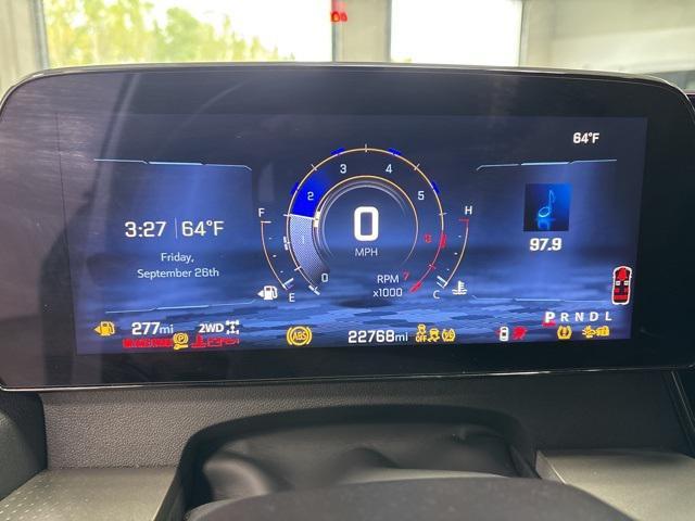 used 2025 Chevrolet Traverse car, priced at $34,449