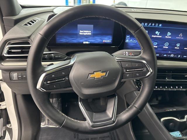 used 2025 Chevrolet Traverse car, priced at $34,449