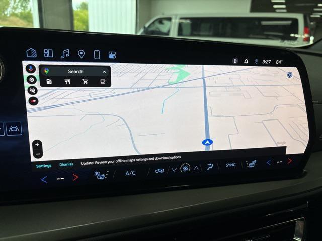 used 2025 Chevrolet Traverse car, priced at $34,449