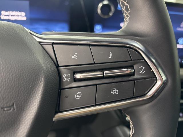 used 2025 Chevrolet Traverse car, priced at $34,449