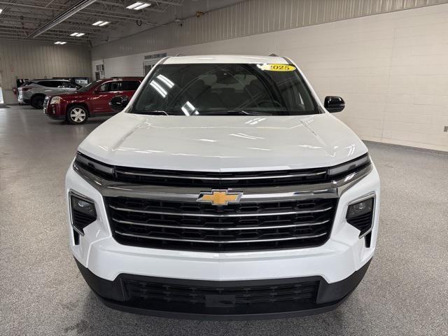 used 2025 Chevrolet Traverse car, priced at $34,449