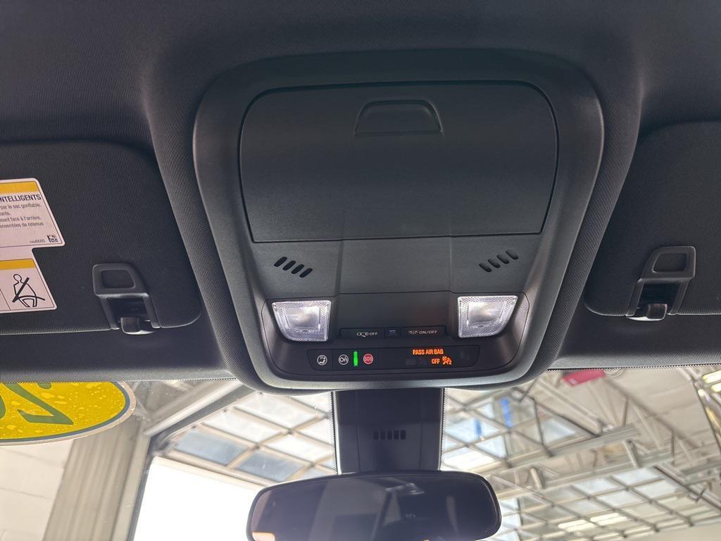 used 2023 Chevrolet Equinox car, priced at $24,399