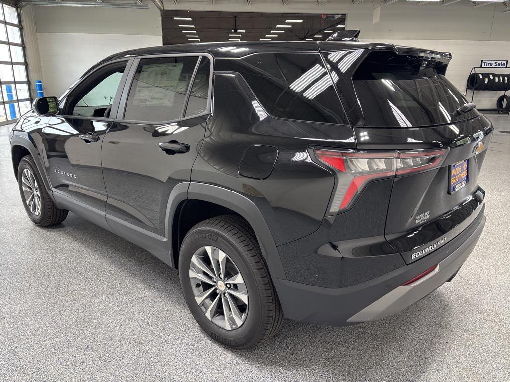 new 2026 Chevrolet Equinox car, priced at $32,490