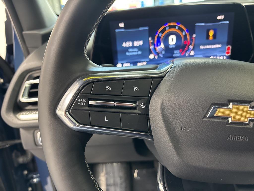 used 2025 Chevrolet Traverse car, priced at $36,991
