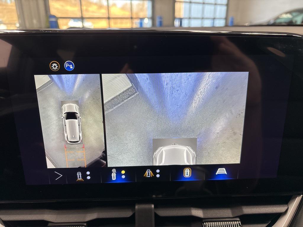 new 2026 Chevrolet Equinox car, priced at $34,985