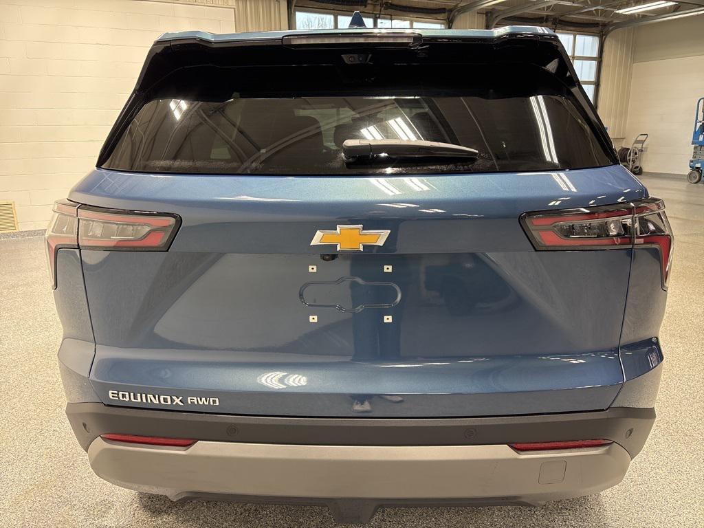 new 2026 Chevrolet Equinox car, priced at $33,990